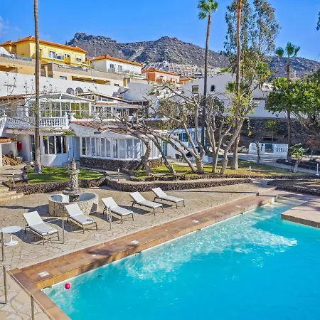 Liberty Cottage Suite Close Pool