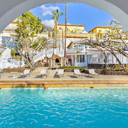 LIBERTY COTTAGE Suite CLOSE POOL *