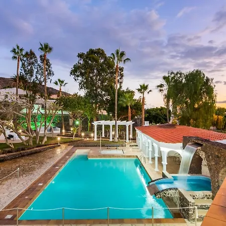 Apartment Liberty Cottage Suite Close Pool Costa Adeje (Tenerife)