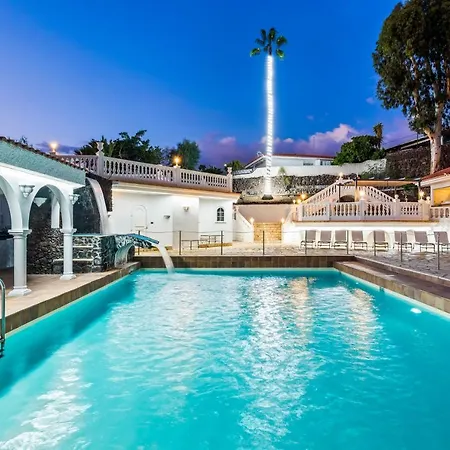 Liberty Cottage Suite Close Pool